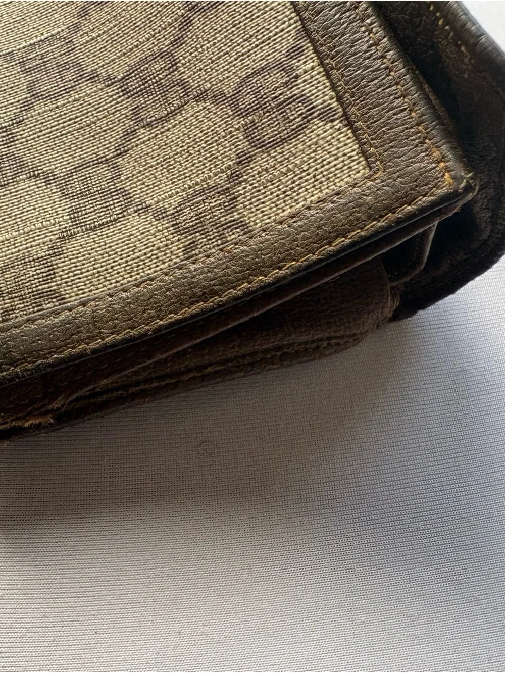 Gucci Beige and Brown GG Monogram Canvas Men's Wallet